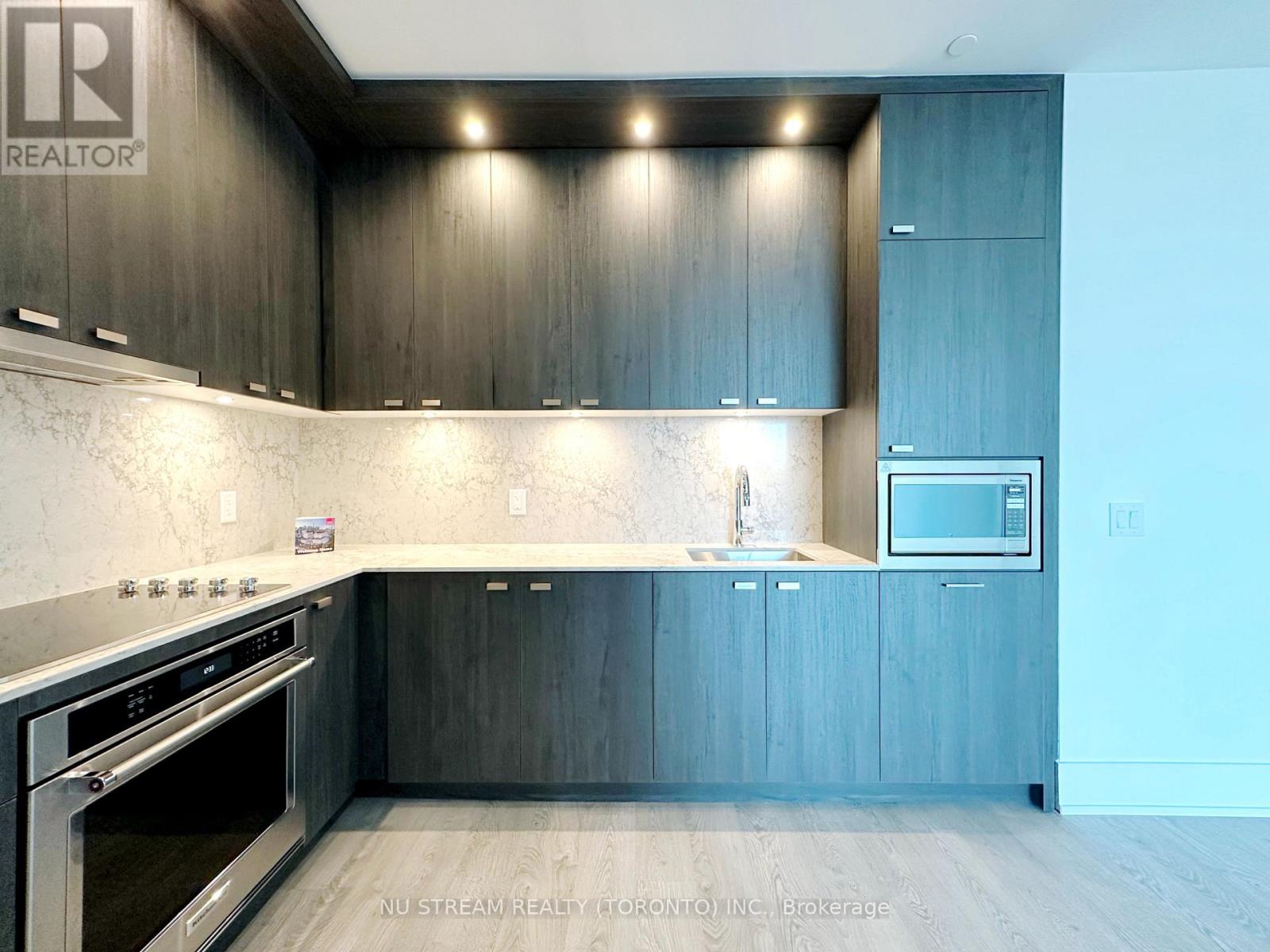 706 - 115 Denison Avenue, Toronto, Ontario  M5T 2N1 - Photo 6 - C12461941