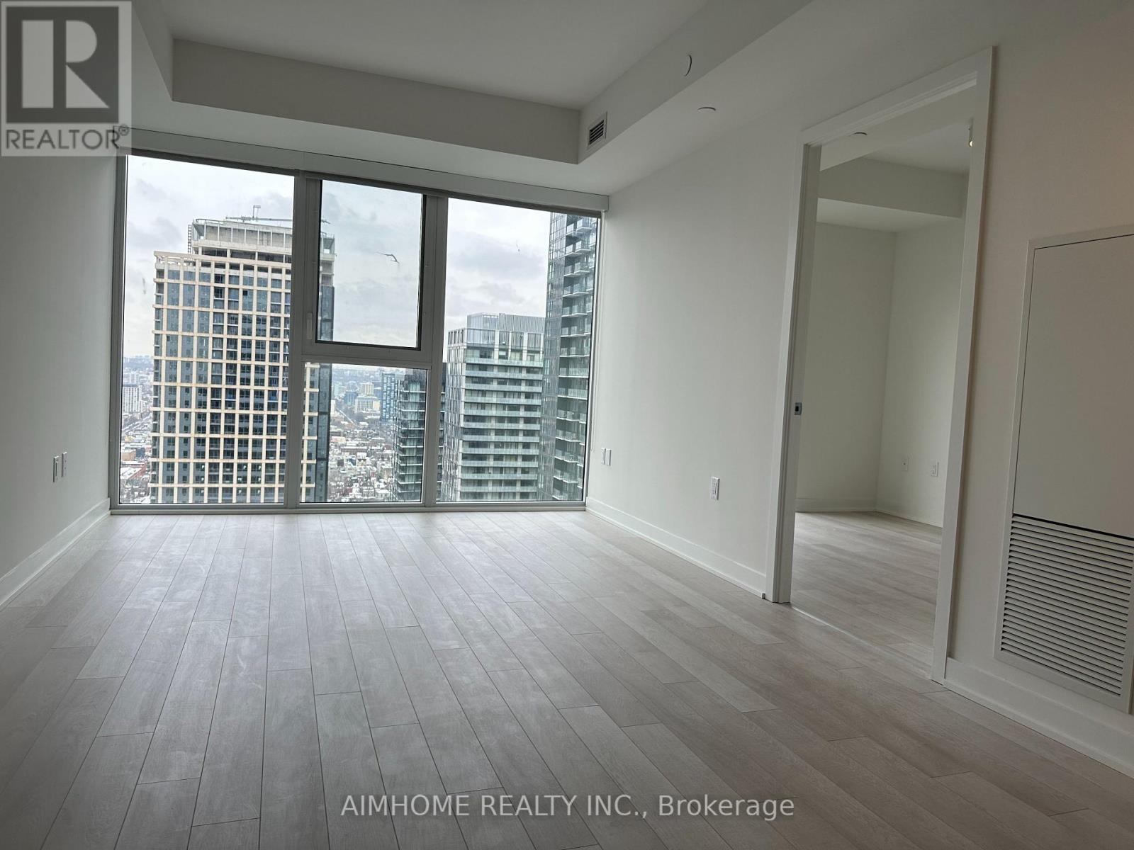 3802 - 357 King Street W, Toronto, Ontario  M5V 0S7 - Photo 4 - C12461943