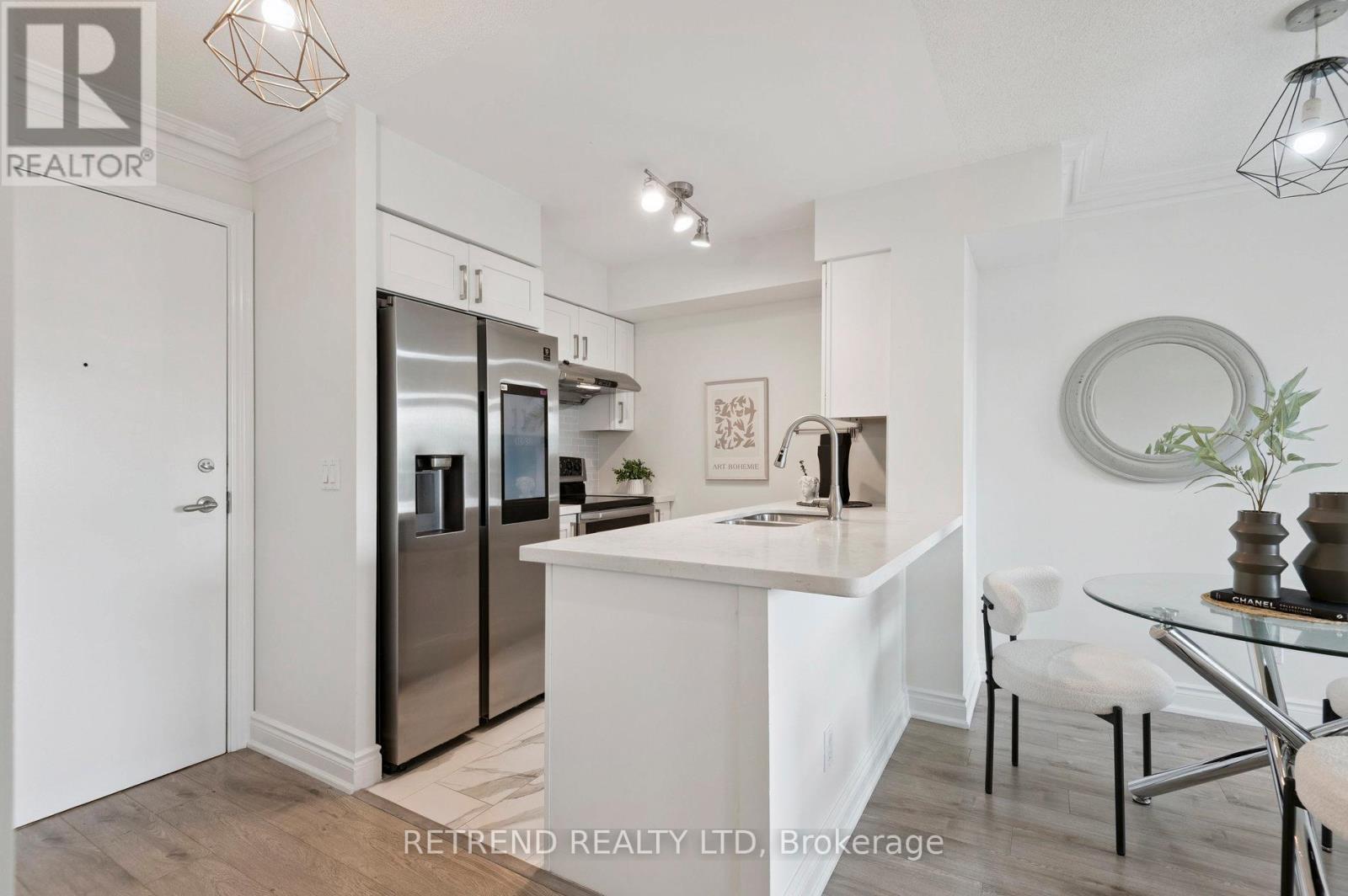 411 - 15 Greenview Avenue, Toronto, Ontario  M2M 4M7 - Photo 8 - C12461995
