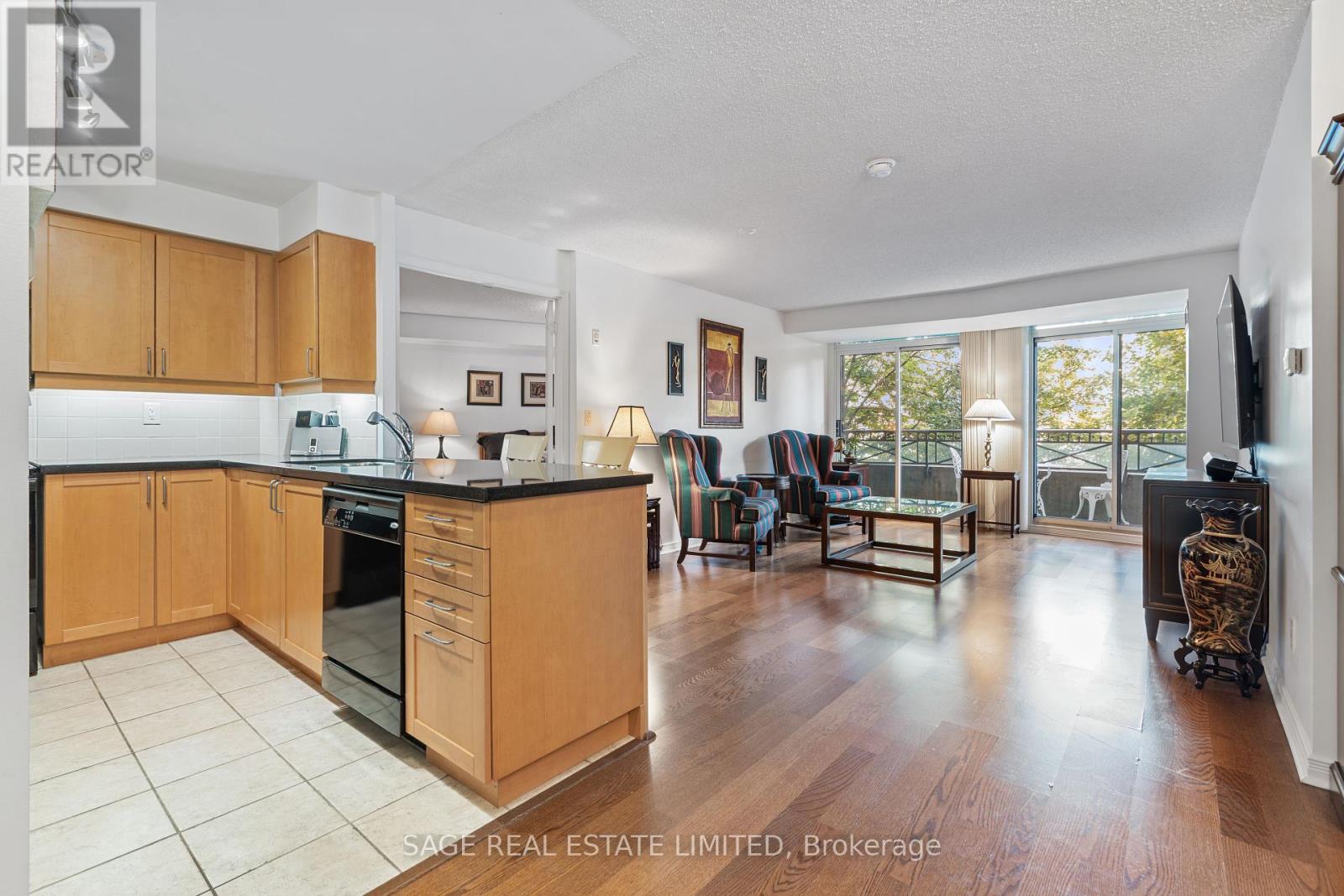 318 - 205 The Donway West Road, Toronto, Ontario  M3B 3S5 - Photo 11 - C12462007