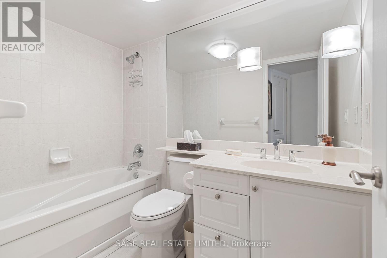 318 - 205 The Donway West Road, Toronto, Ontario  M3B 3S5 - Photo 18 - C12462007