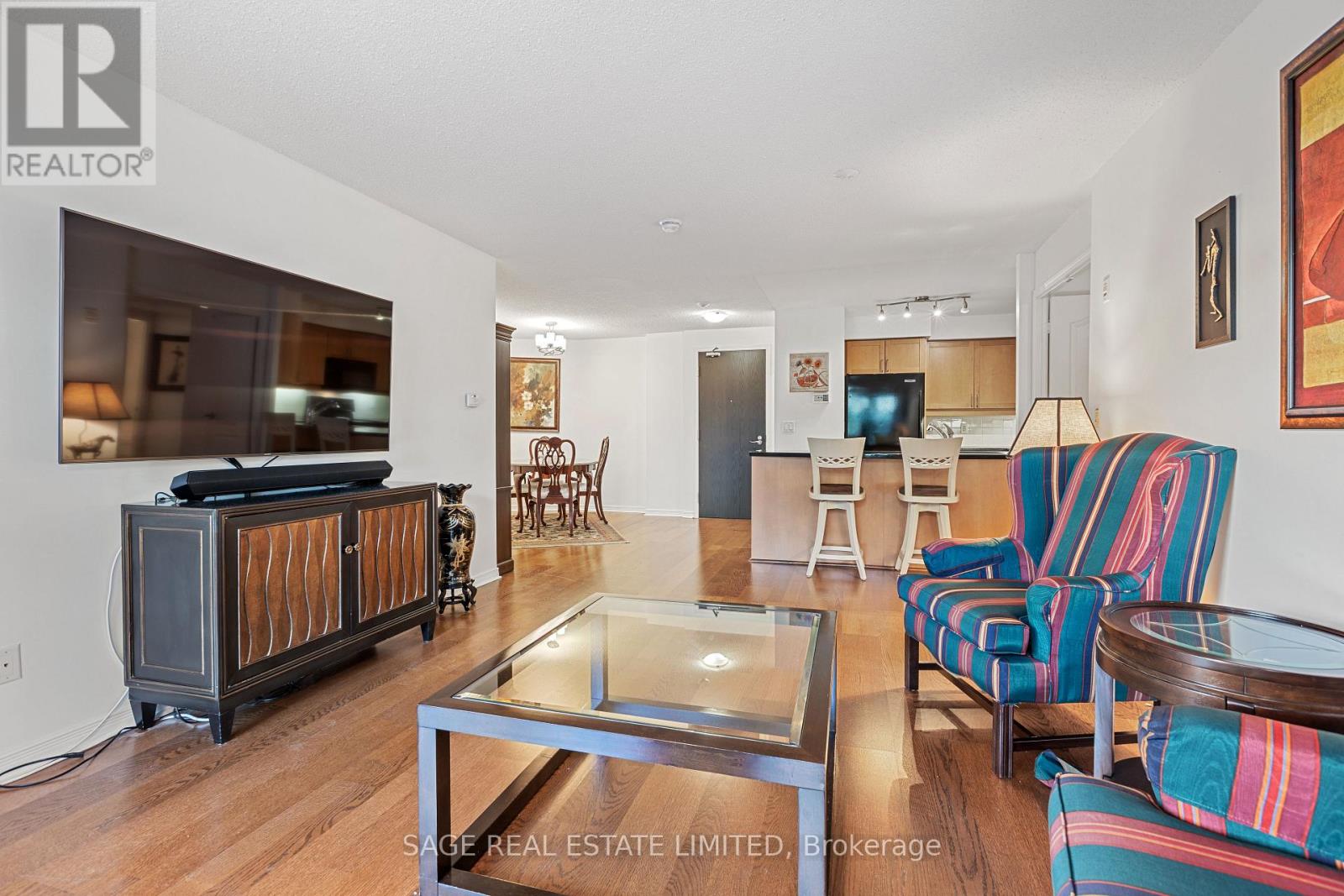 318 - 205 The Donway West Road, Toronto, Ontario  M3B 3S5 - Photo 7 - C12462007