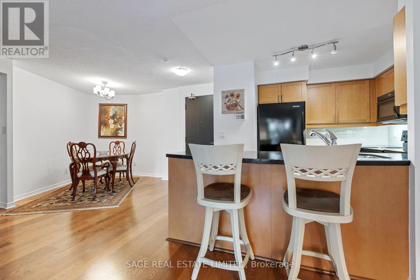 318 - 205 The Donway West Road, Toronto, Ontario  M3B 3S5 - Photo 8 - C12462007