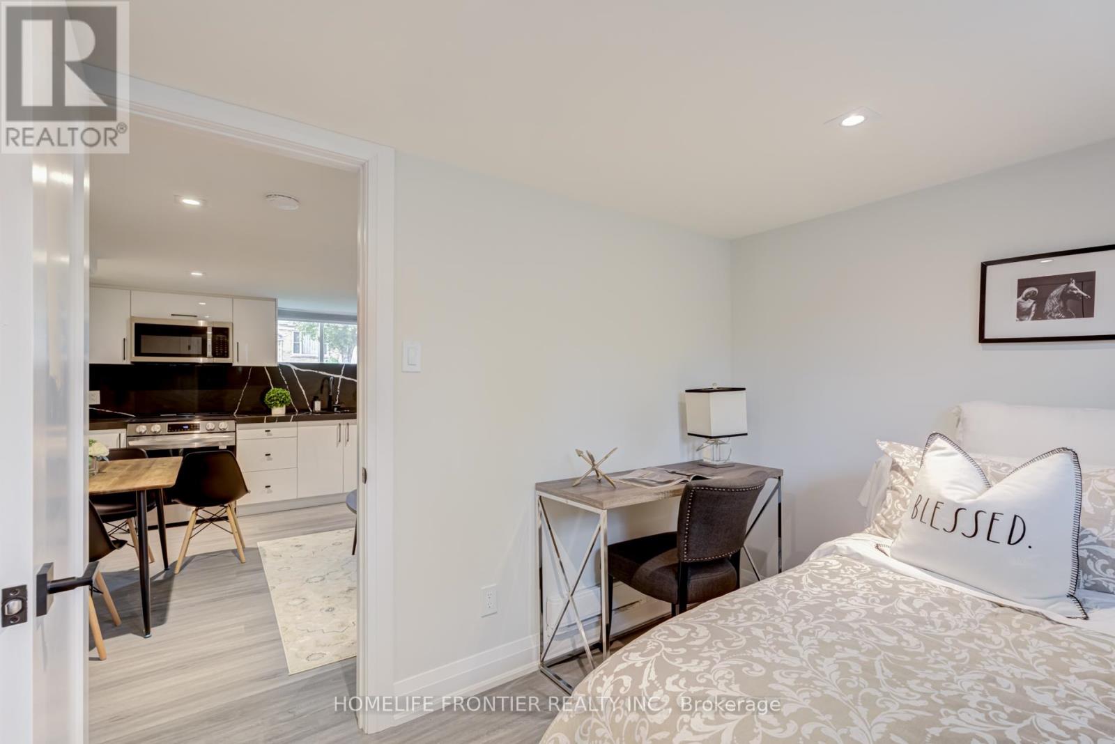 Lower - 315 Johnston Avenue, Toronto, Ontario  M2N 1H8 - Photo 18 - C12462041