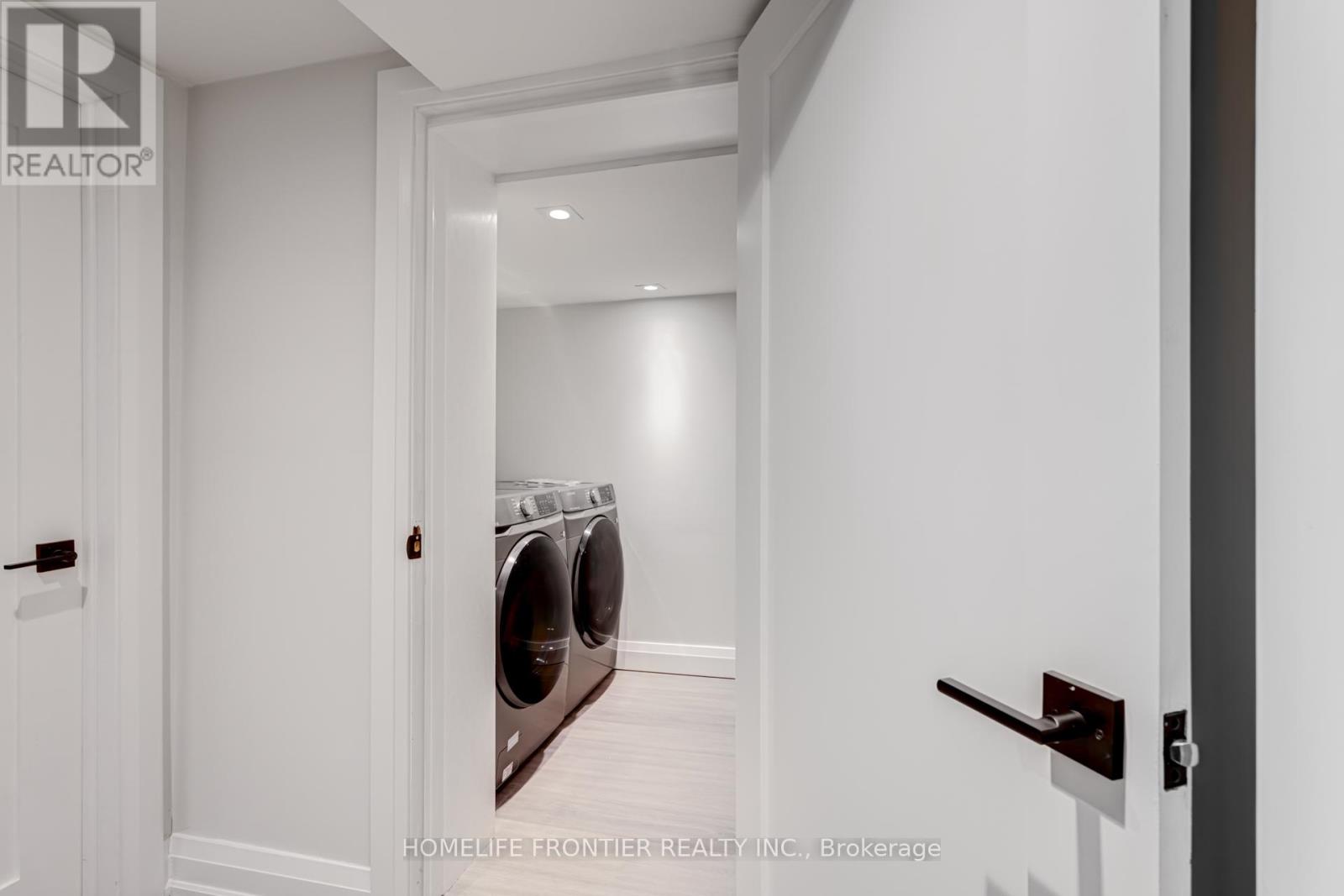Lower - 315 Johnston Avenue, Toronto, Ontario  M2N 1H8 - Photo 20 - C12462041