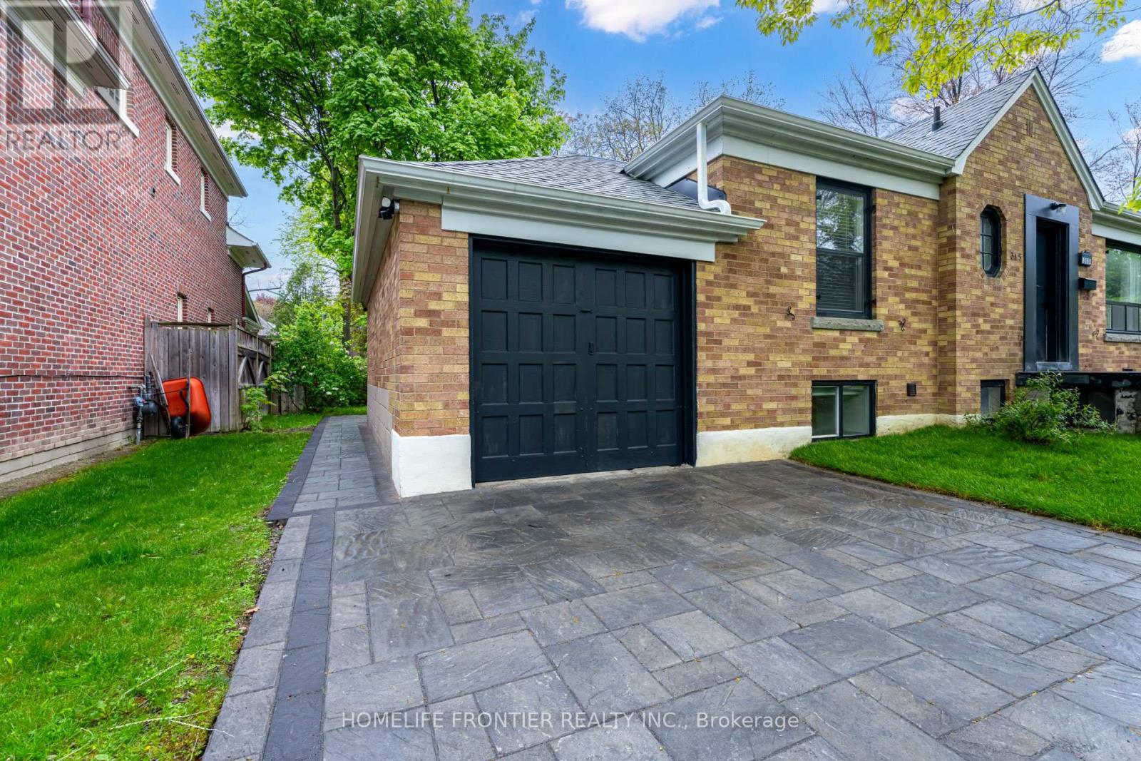 Lower - 315 Johnston Avenue, Toronto, Ontario  M2N 1H8 - Photo 3 - C12462041