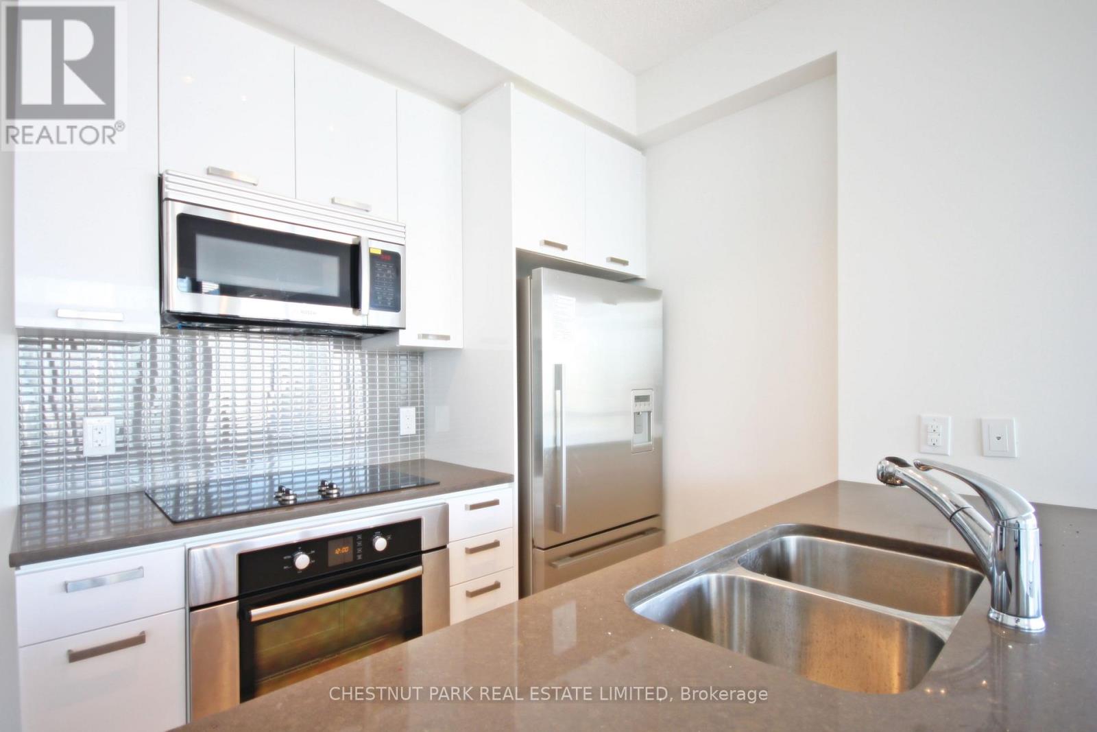 3104 - 295 Adelaide Street W, Toronto, Ontario  M5V 0L4 - Photo 10 - C12462059