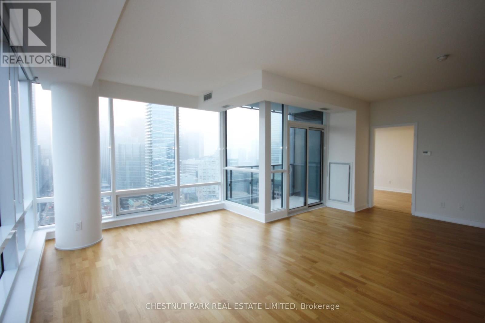 3104 - 295 Adelaide Street W, Toronto, Ontario  M5V 0L4 - Photo 21 - C12462059