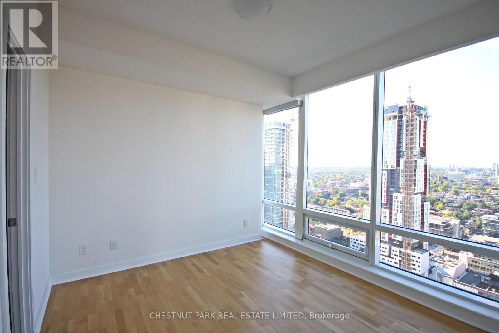 3104 - 295 Adelaide Street W, Toronto, Ontario  M5V 0L4 - Photo 5 - C12462059