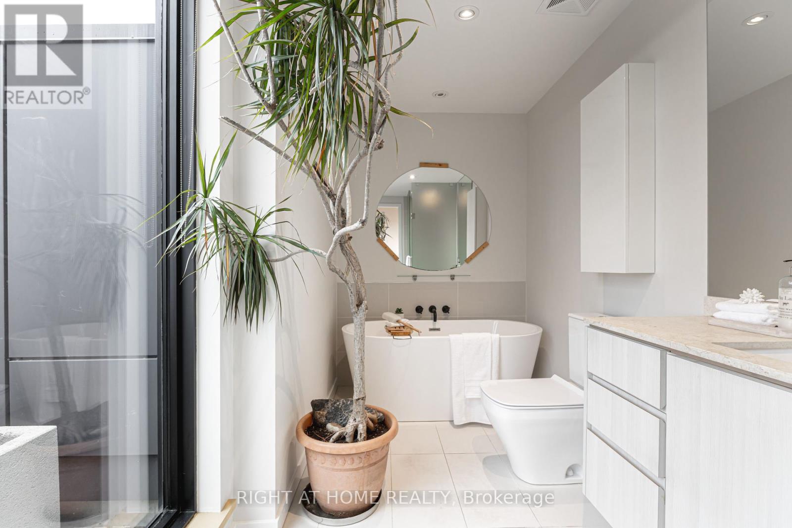 1 - 455 Dovercourt Road, Toronto, Ontario  M6H 2W3 - Photo 22 - C12462066
