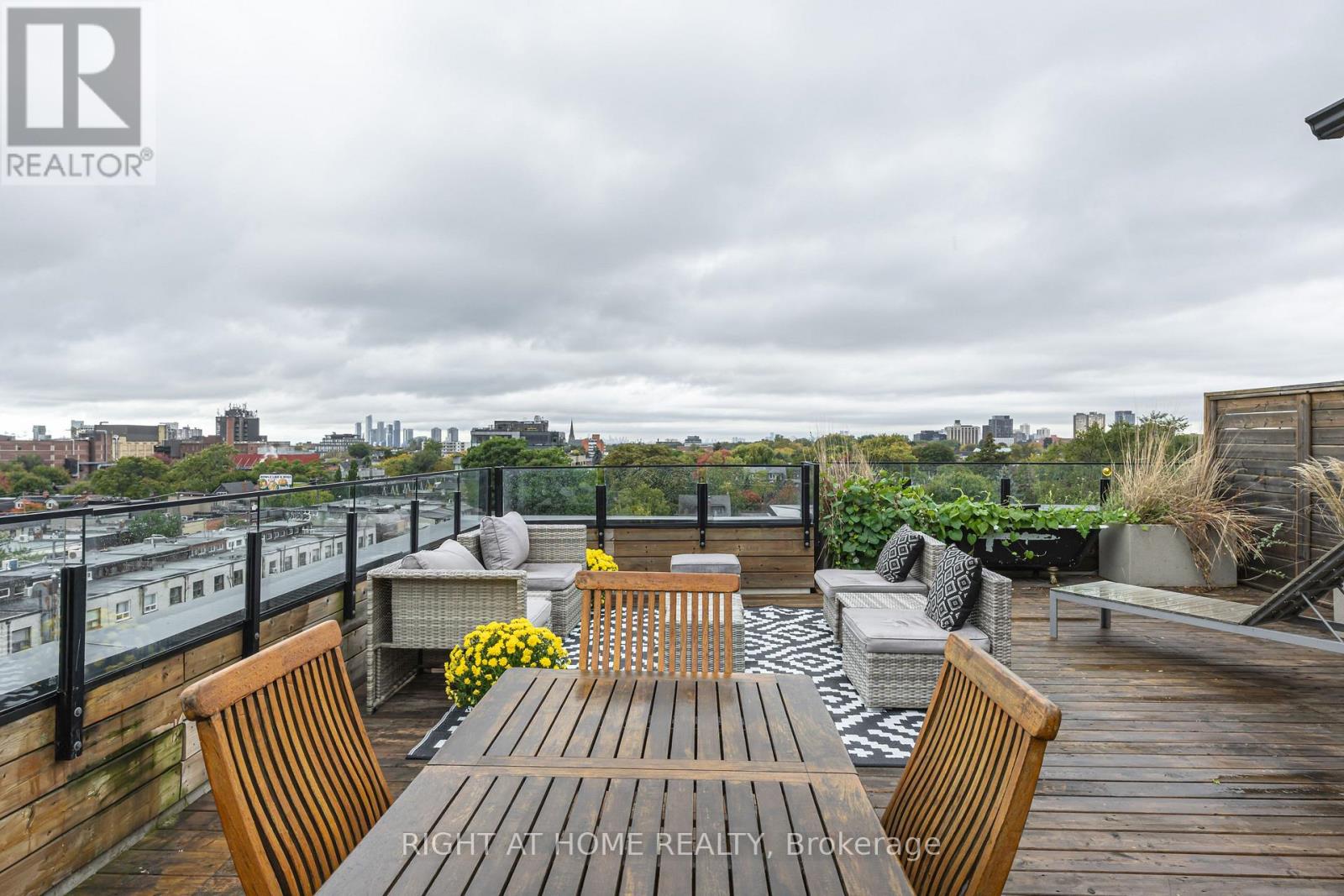 1 - 455 Dovercourt Road, Toronto, Ontario  M6H 2W3 - Photo 35 - C12462066