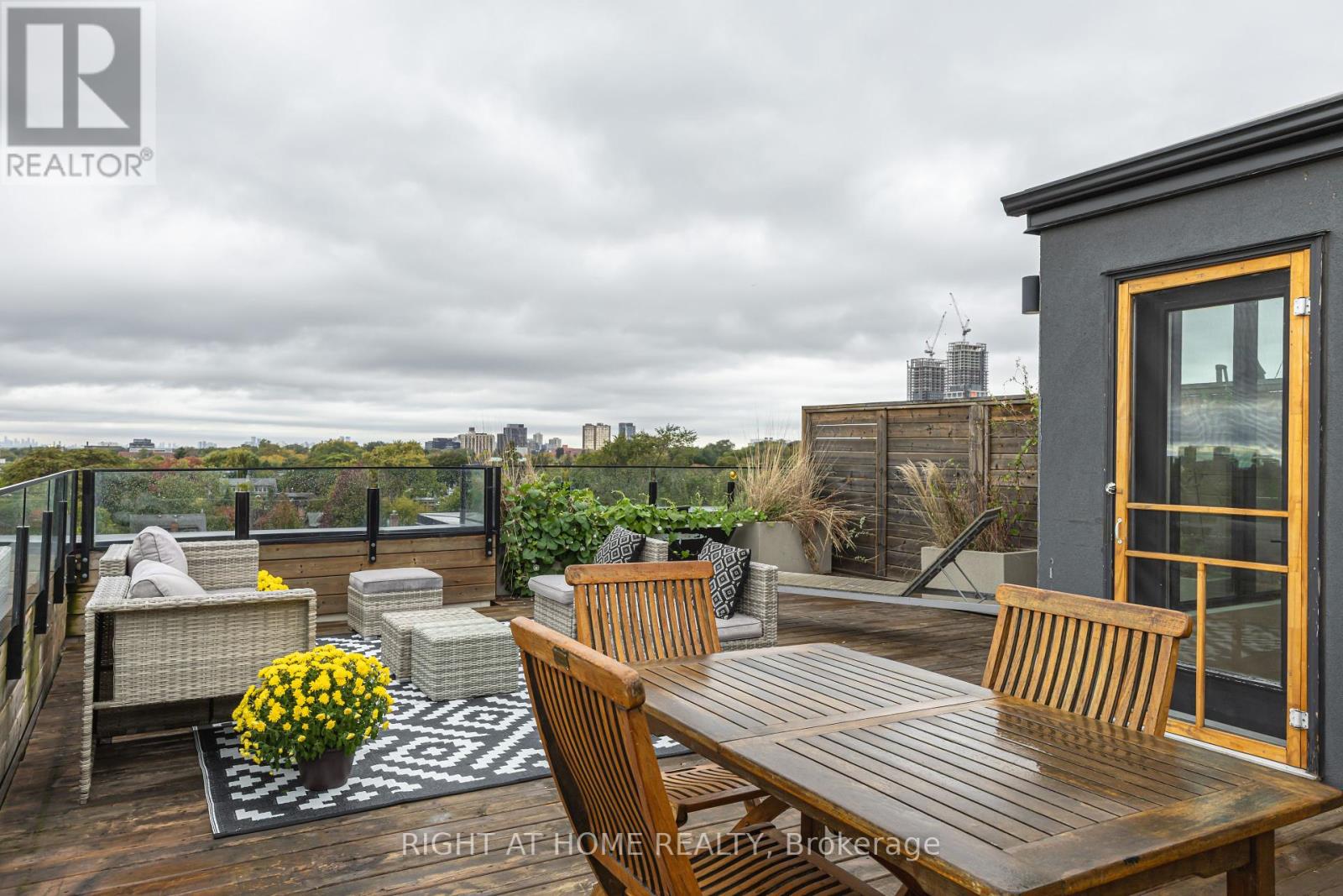 1 - 455 Dovercourt Road, Toronto, Ontario  M6H 2W3 - Photo 37 - C12462066