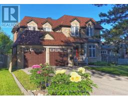 3 LAWNDALE ROAD, Toronto, Ontario