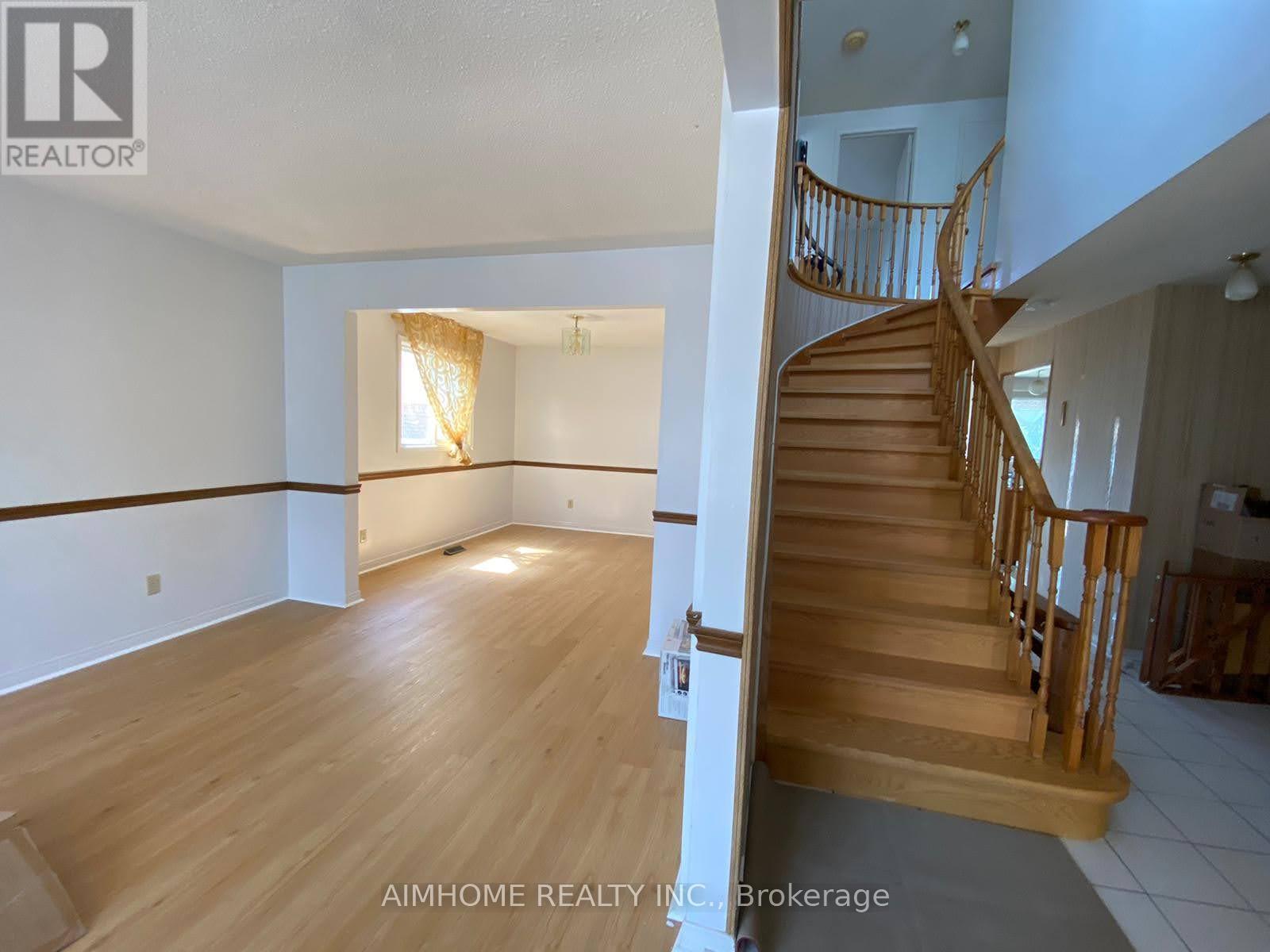 Room1 - 12 Blue Eagle Trail, Toronto, Ontario  M1V 1V9 - Photo 8 - E12461910