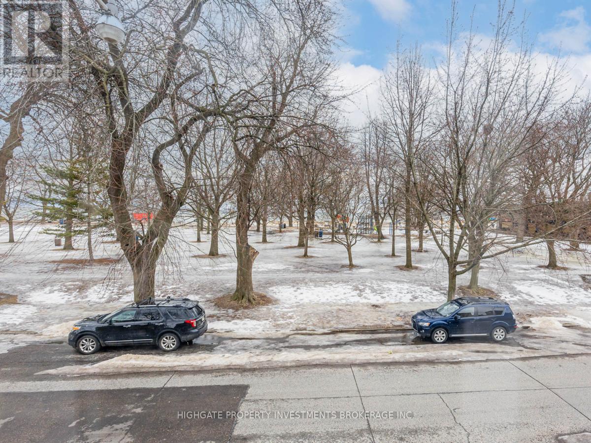 Upper - 6 Kew Beach Avenue, Toronto, Ontario  M4L 1B7 - Photo 30 - E12461924