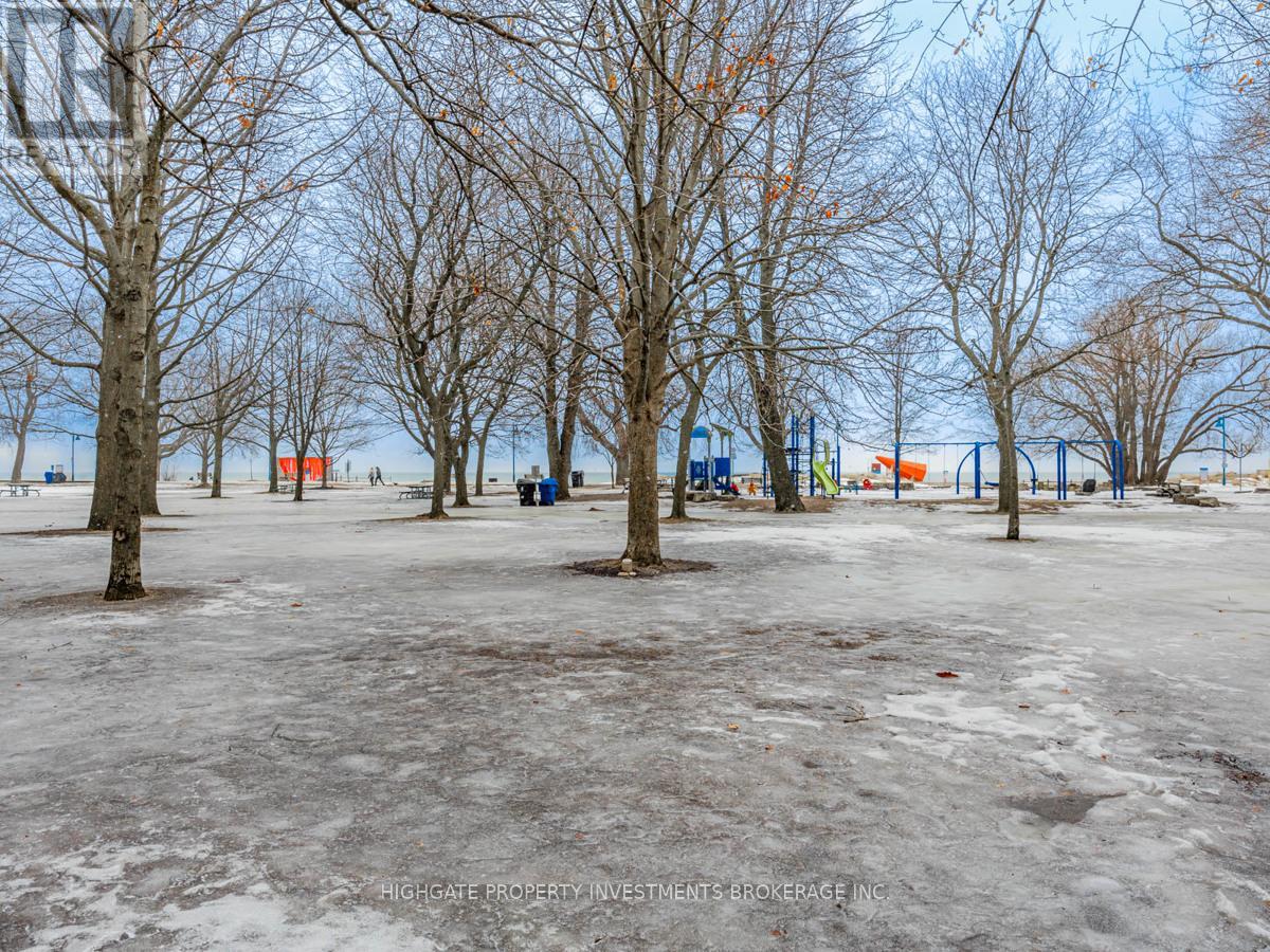 Upper - 6 Kew Beach Avenue, Toronto, Ontario  M4L 1B7 - Photo 31 - E12461924