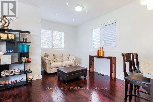 171 Westlake Avenue, Toronto, Ontario  M4C 4S3 - Photo 9 - E12461963