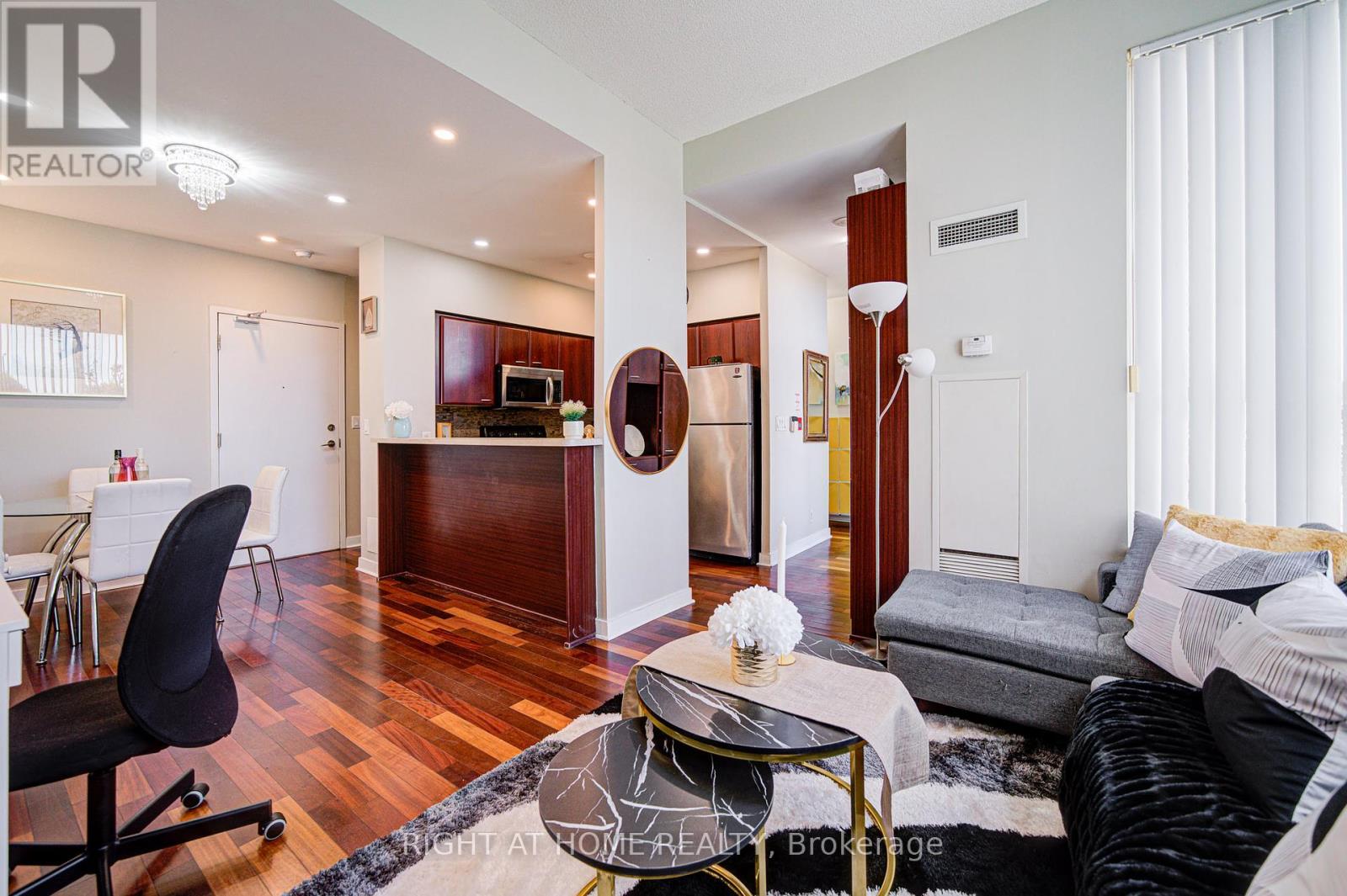 Th112 - 36 Lee Centre Drive, Toronto, Ontario  M1H 3K2 - Photo 19 - E12462037