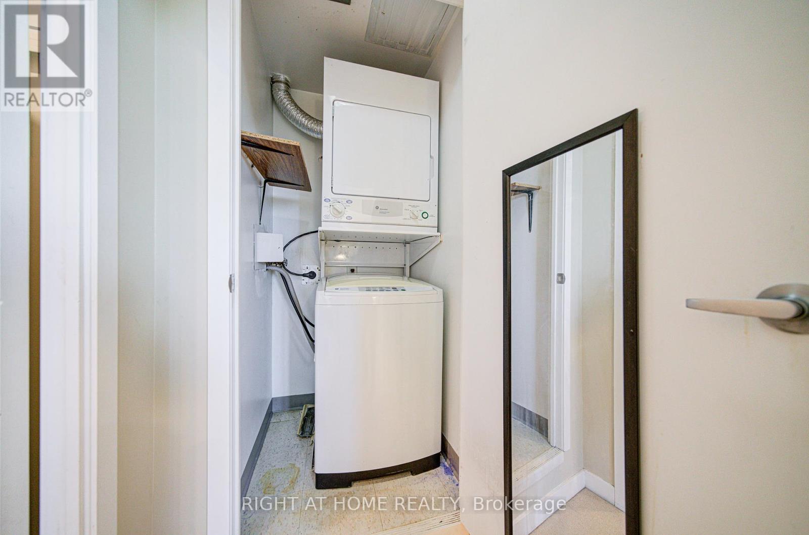 Th112 - 36 Lee Centre Drive, Toronto, Ontario  M1H 3K2 - Photo 36 - E12462037
