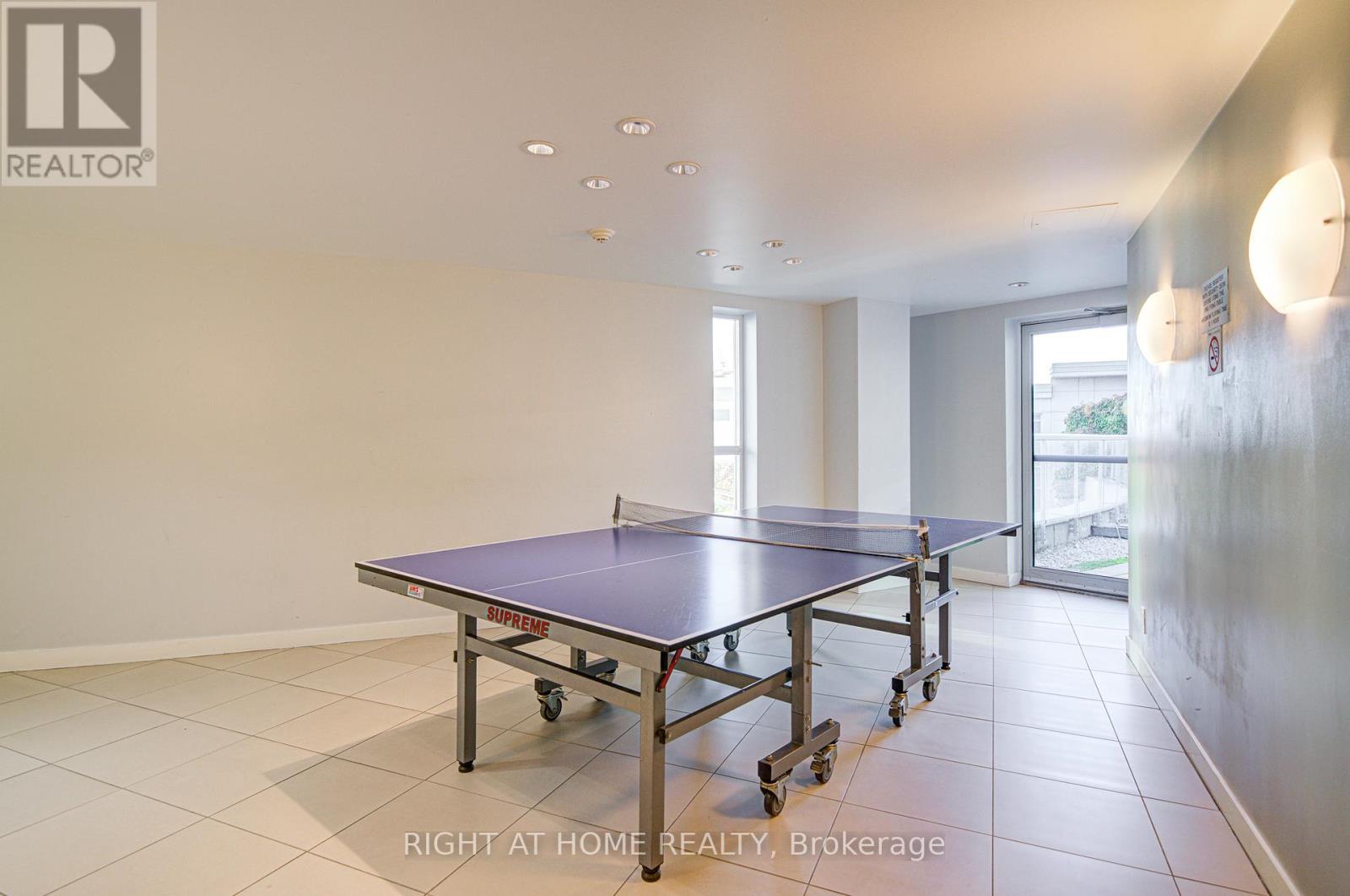 Th112 - 36 Lee Centre Drive, Toronto, Ontario  M1H 3K2 - Photo 43 - E12462037
