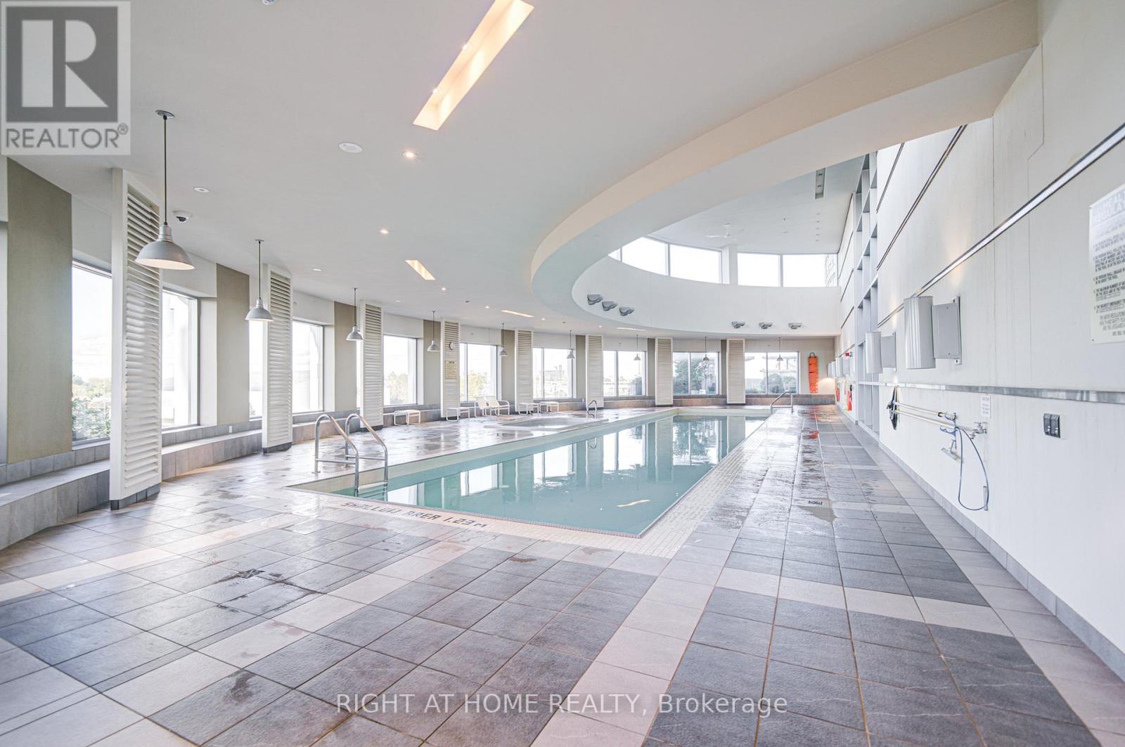 Th112 - 36 Lee Centre Drive, Toronto, Ontario  M1H 3K2 - Photo 47 - E12462037