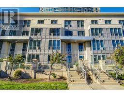 TH112 - 36 LEE CENTRE DRIVE, Toronto, Ontario