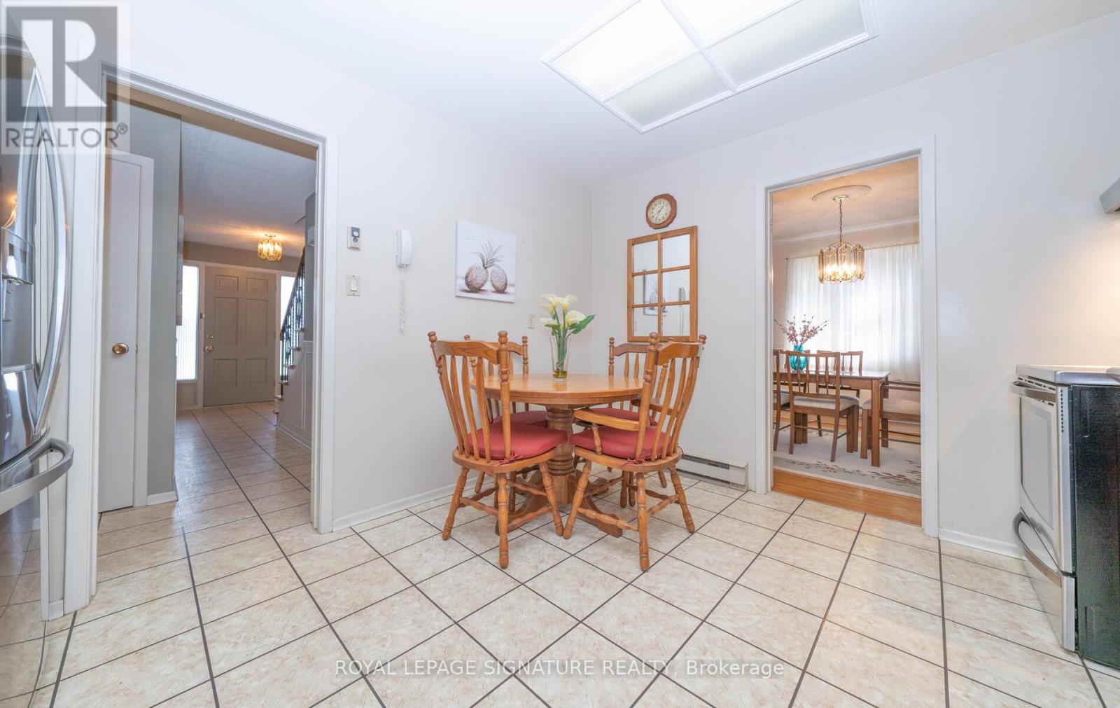 43 Collingsbrook Boulevard, Toronto, Ontario  M1W 1L9 - Photo 13 - E12462077