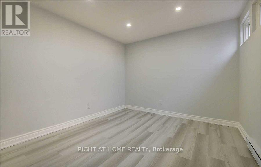 24 Springfair Avenue, Aurora, Ontario  L4G 3M2 - Photo 16 - N12461887