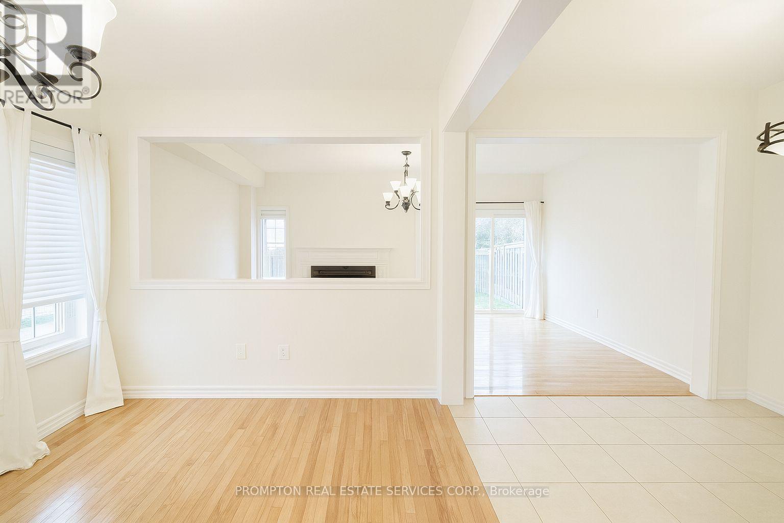 1 Israel Zilber Drive, Vaughan, Ontario  L6A 0H2 - Photo 4 - N12461892