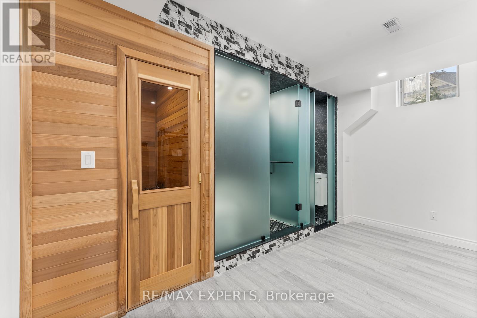 97 Ross Vennare Crescent, Vaughan, Ontario  L4H 4N2 - Photo 39 - N12461900