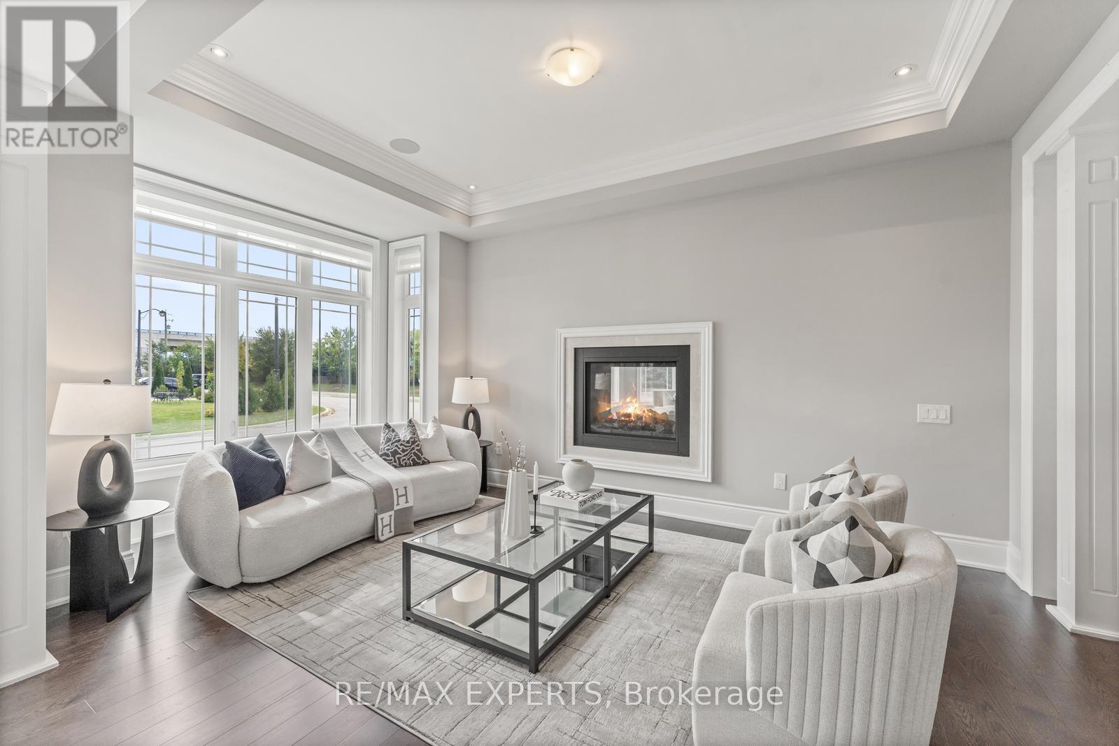 97 Ross Vennare Crescent, Vaughan, Ontario  L4H 4N2 - Photo 7 - N12461900