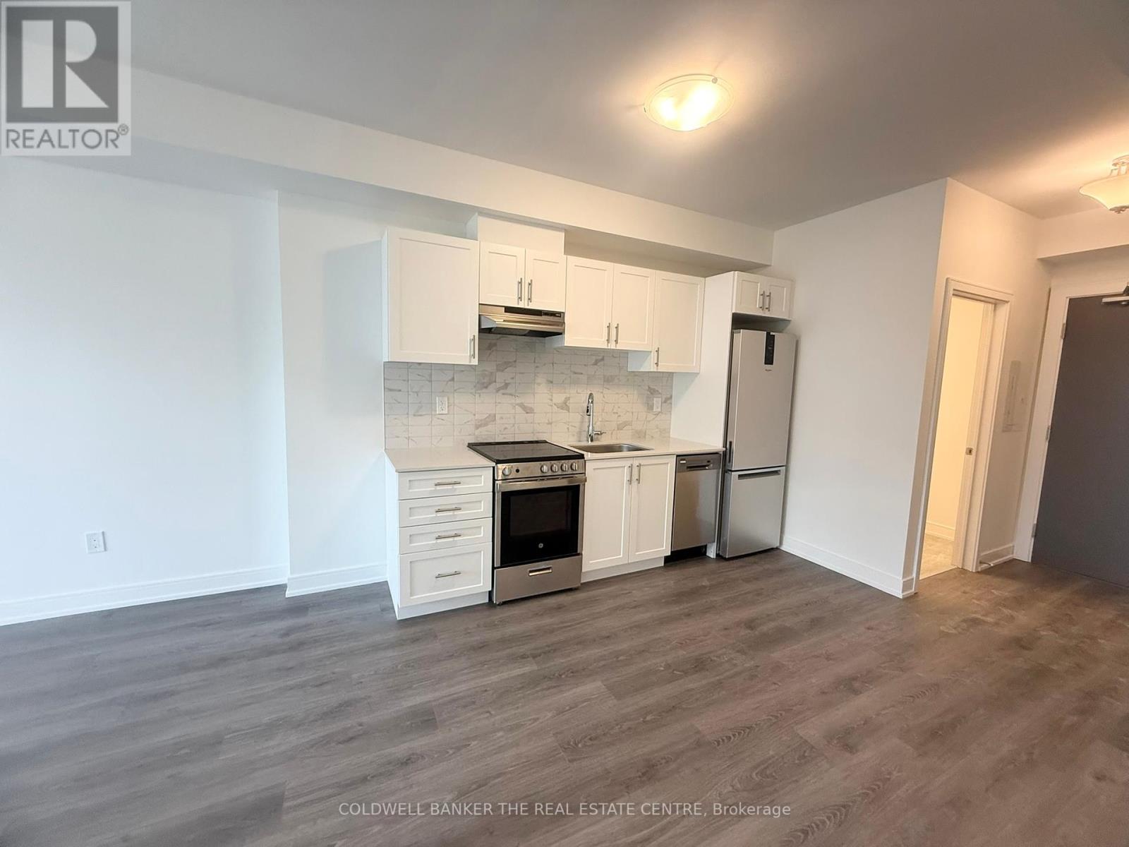 B208 - 693 Davis Drive, Newmarket, Ontario  L3Y 2R2 - Photo 11 - N12461917