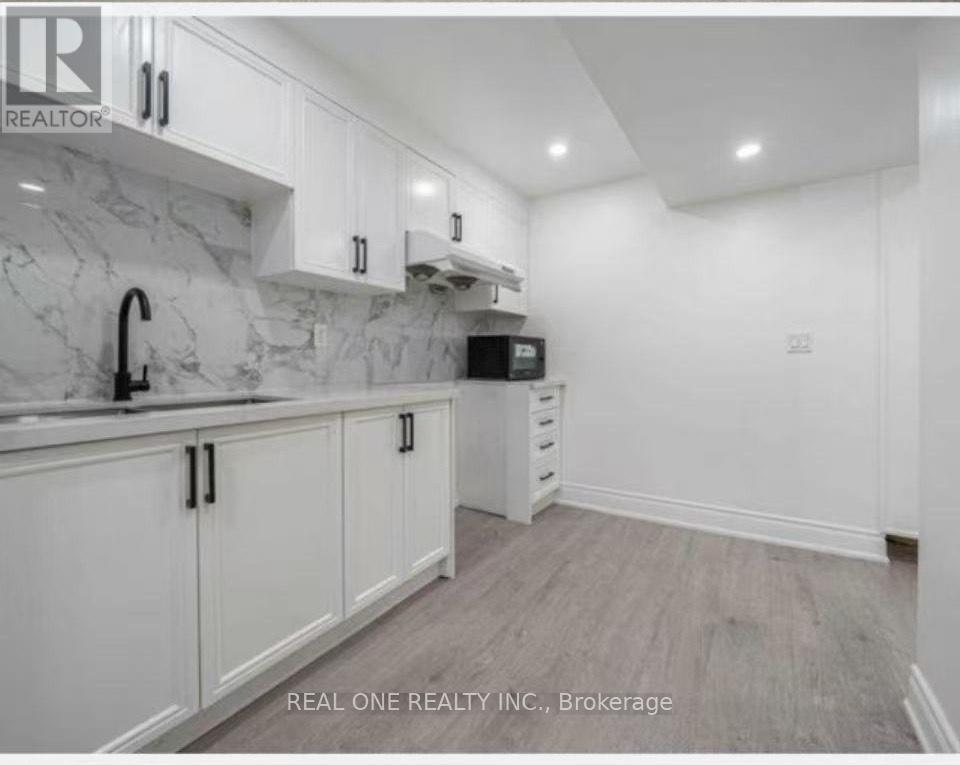 238 (Basment) Doubtfire Crescent, Markham, Ontario  L3S 3V8 - Photo 8 - N12461925
