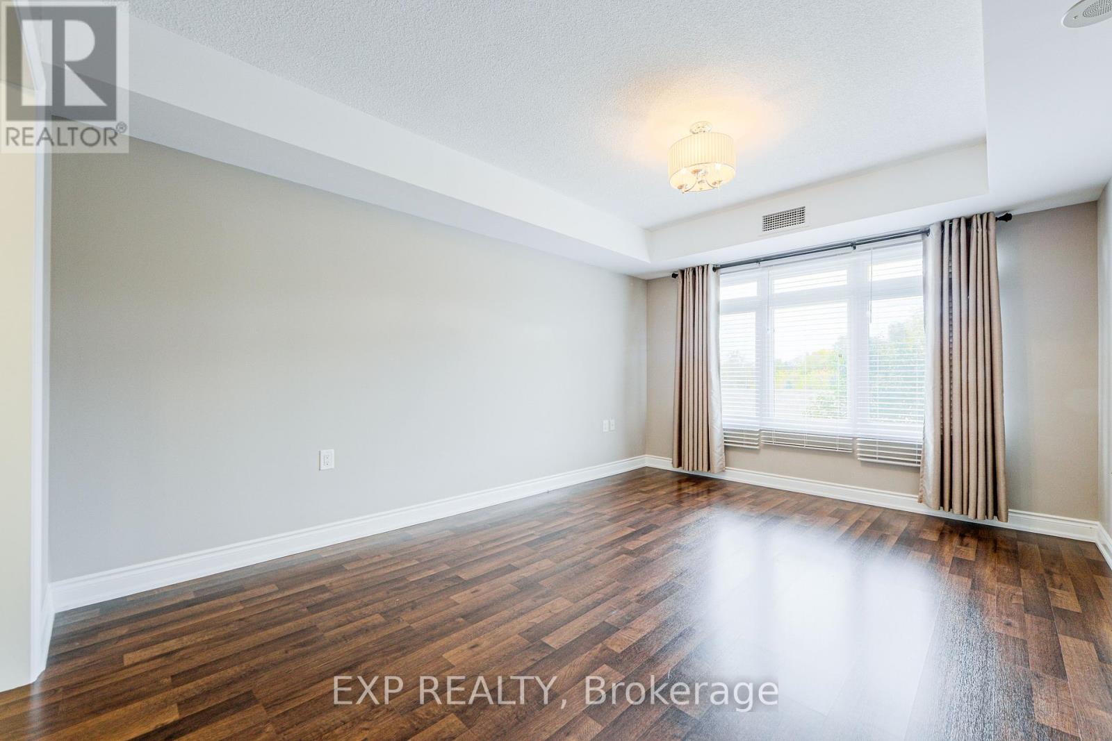 418 - 149 Church Street, King, Ontario  L0G 1T0 - Photo 10 - N12461956