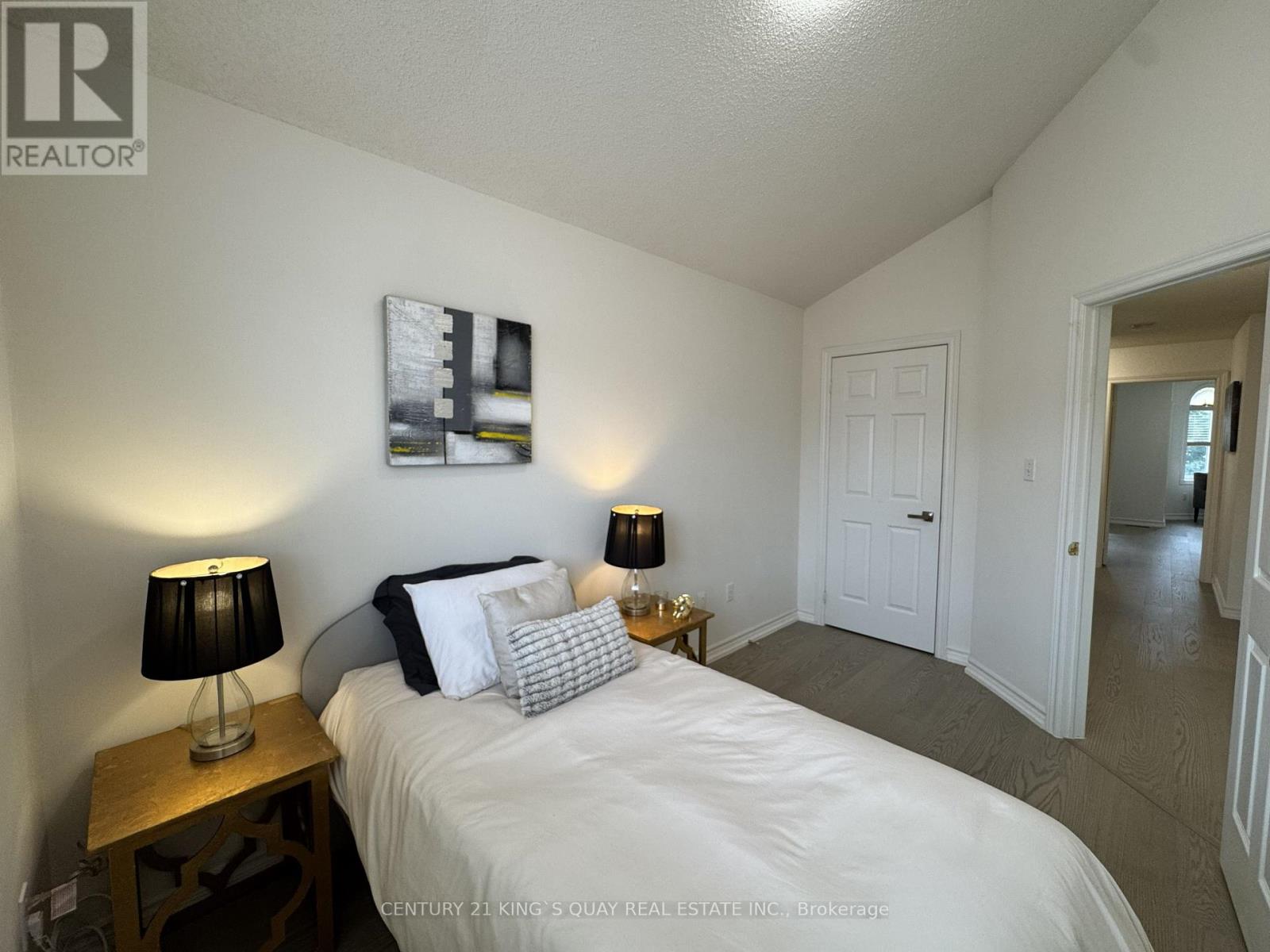 114 Greensboro Drive S, Markham, Ontario  L3R 0W1 - Photo 19 - N12461974