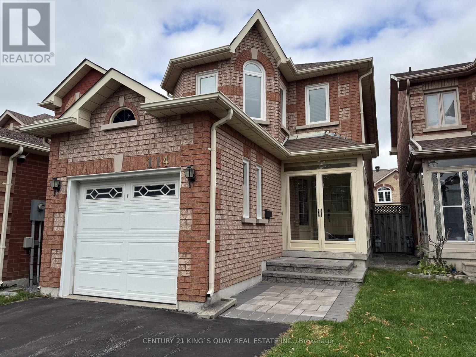 114 Greensboro Drive S, Markham, Ontario  L3R 0W1 - Photo 2 - N12461974