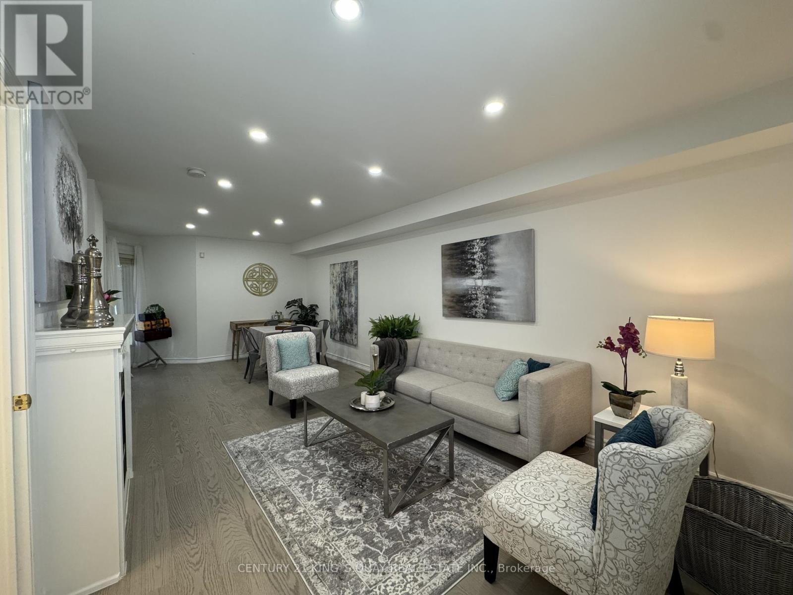 114 Greensboro Drive S, Markham, Ontario  L3R 0W1 - Photo 6 - N12461974