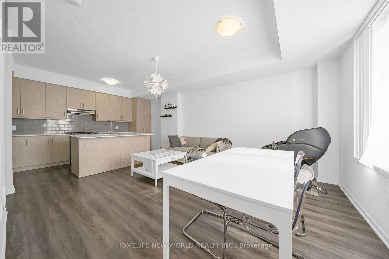 112 - 30 Almond Blossom Mews, Vaughan, Ontario  L4K 0N6 - Photo 6 - N12461980