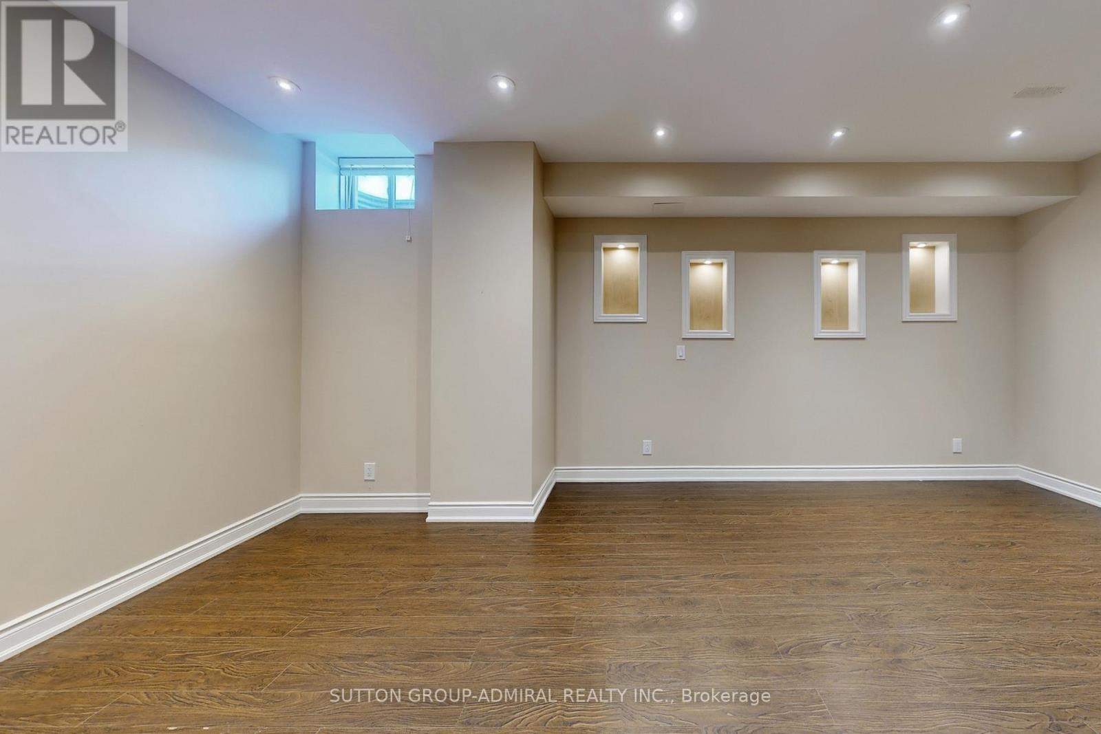 37 Cedarpoint Court, Vaughan, Ontario  L6A 4P7 - Photo 37 - N12461996