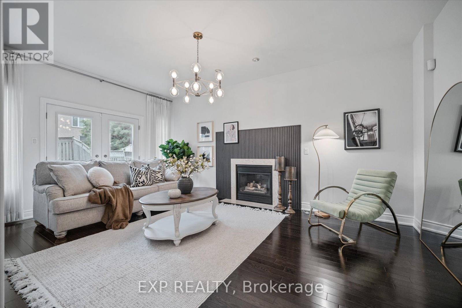 367 Calvert Road, Markham, Ontario  L6C 1X7 - Photo 11 - N12462009
