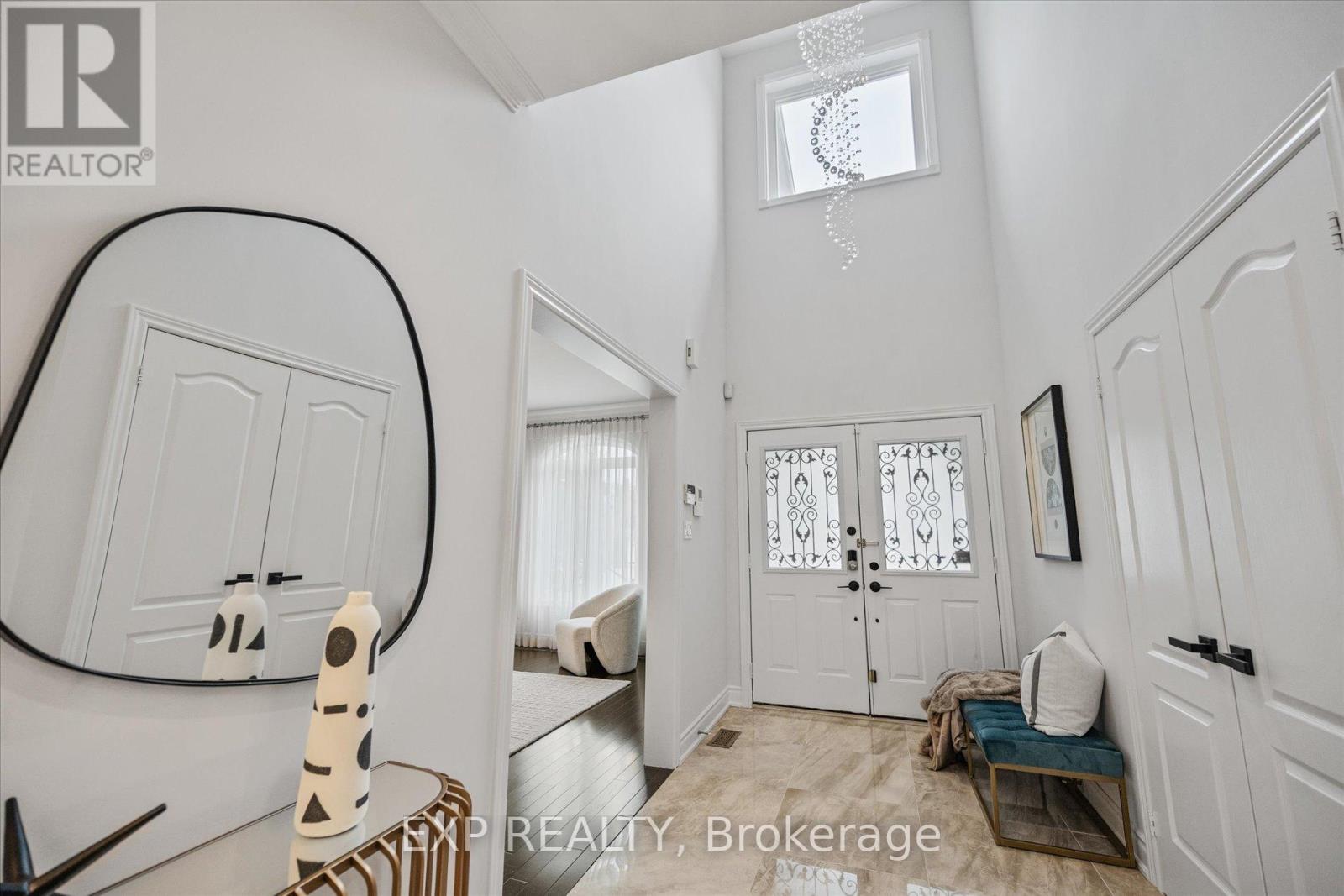 367 Calvert Road, Markham, Ontario  L6C 1X7 - Photo 3 - N12462009
