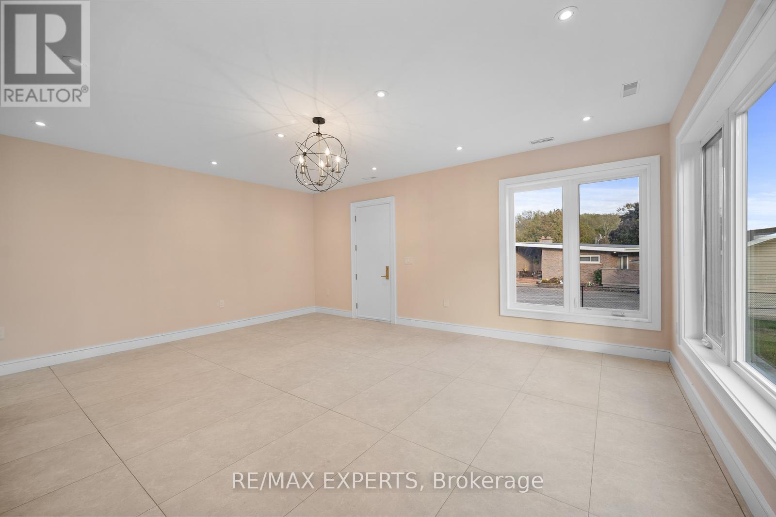 2821 Mt Albert Road, East Gwillimbury, Ontario  L0G 1R0 - Photo 19 - N12462027