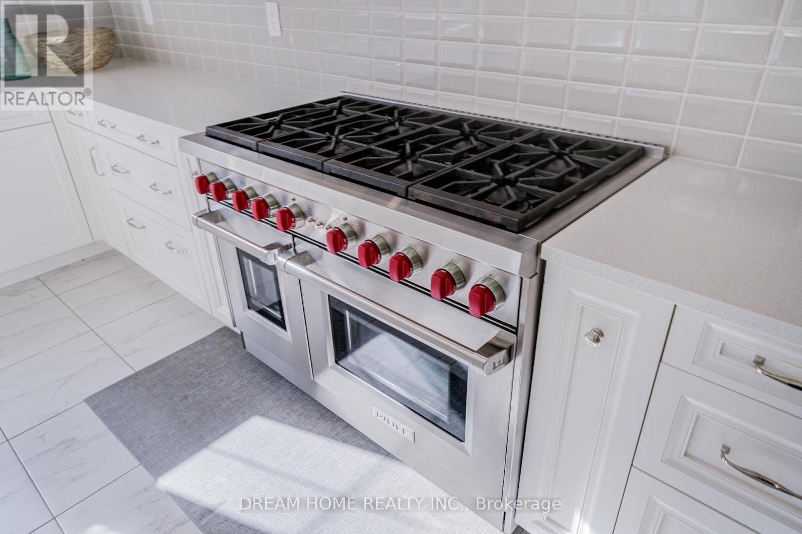 140 Lady Jessica Drive, Vaughan, Ontario  L6A 4Z7 - Photo 21 - N12462033