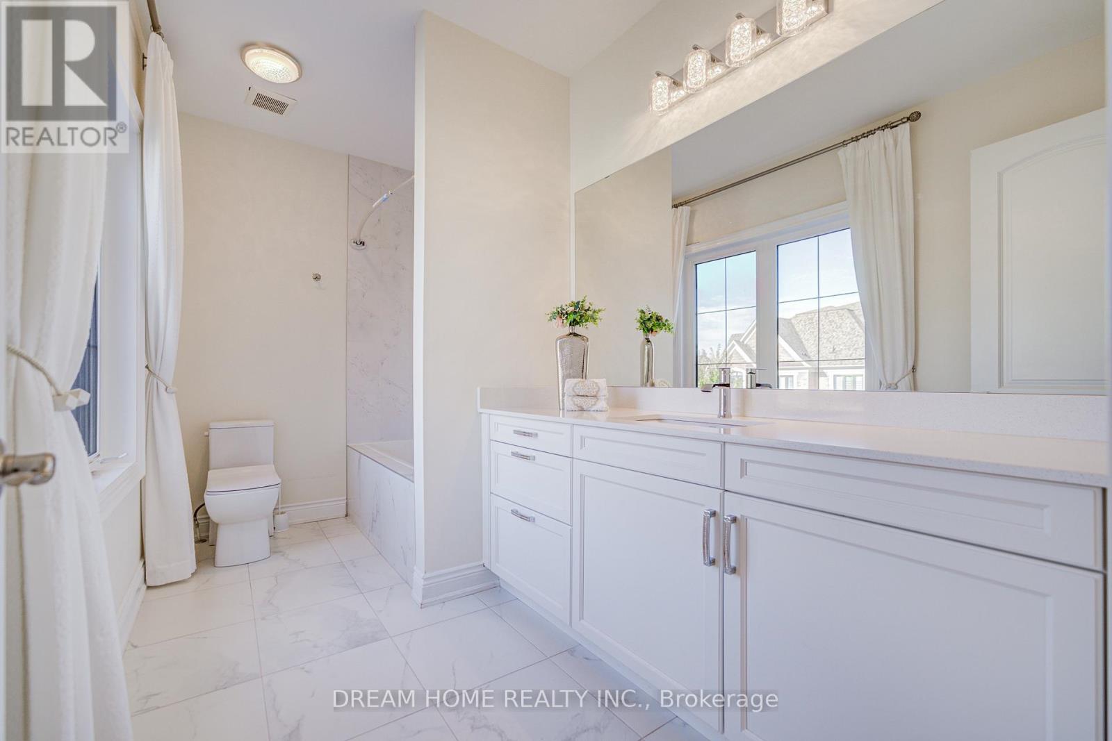 140 Lady Jessica Drive, Vaughan, Ontario  L6A 4Z7 - Photo 35 - N12462033
