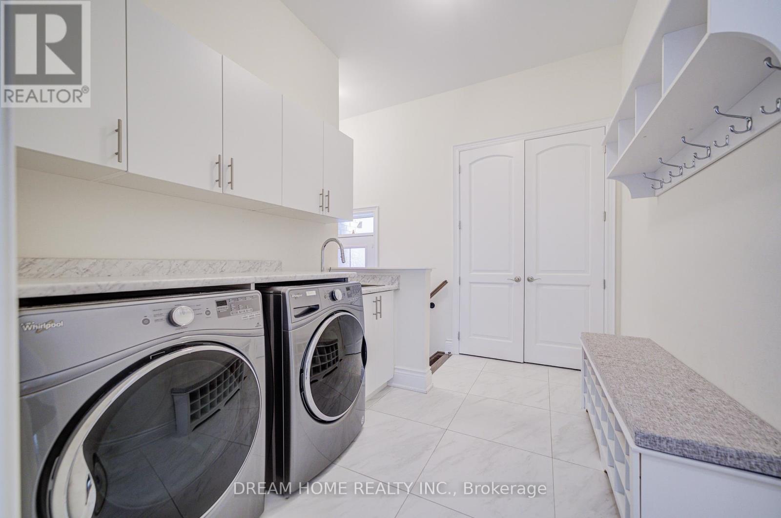 140 Lady Jessica Drive, Vaughan, Ontario  L6A 4Z7 - Photo 42 - N12462033
