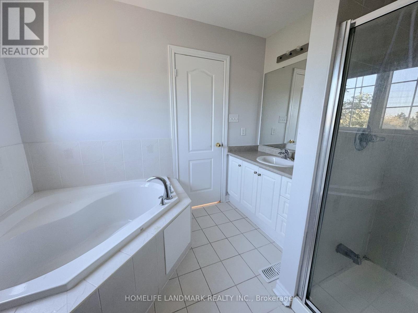 86 Andes Crescent, Vaughan, Ontario  L4H 3H3 - Photo 12 - N12462035
