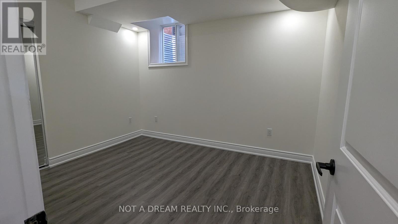 Unknown Address, ,     - Photo 11 - N12462047