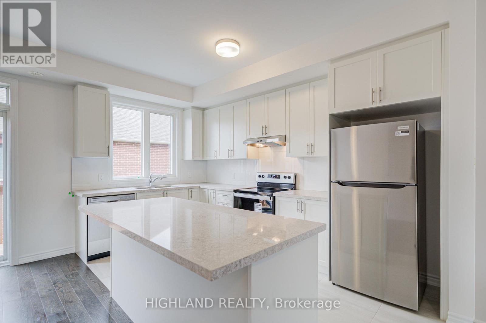 1162 Dartmouth Crescent, Oakville, Ontario  L6H 8C3 - Photo 13 - W12461939