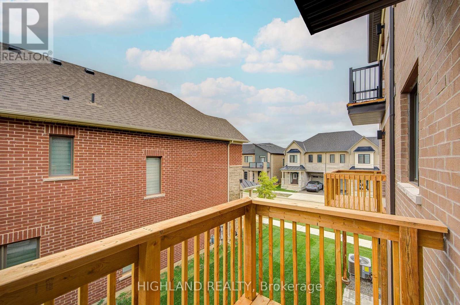1162 Dartmouth Crescent, Oakville, Ontario  L6H 8C3 - Photo 14 - W12461939