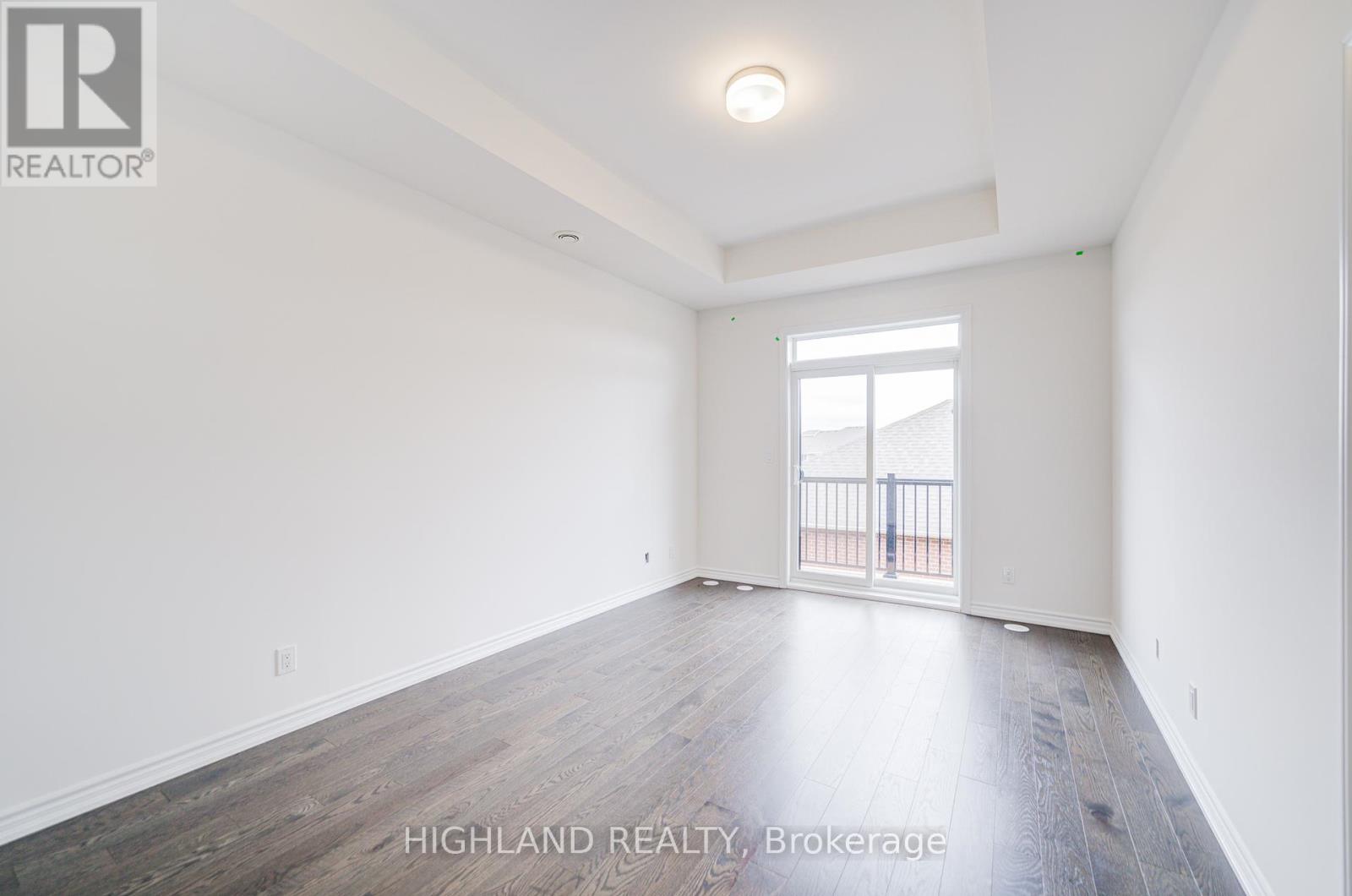 1162 Dartmouth Crescent, Oakville, Ontario  L6H 8C3 - Photo 19 - W12461939